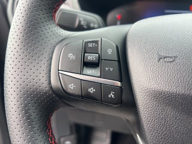 Certified 2024 Ford Escape ST-Line w/ Tech Pack #1 image 10