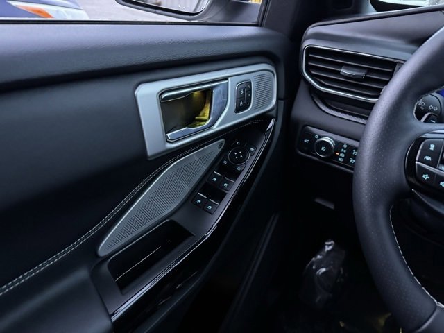 Certified 2022 Ford Explorer ST w/ Equipment Group 401A image 39