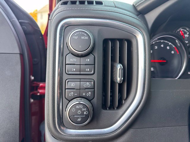 Used 2022 Chevrolet Silverado 1500 LTZ AWD/4WD image 20