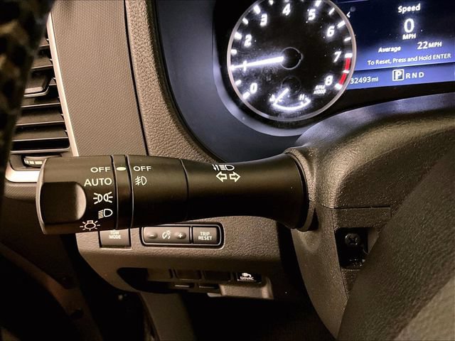 Used 2024 Nissan Frontier SV AWD/4WD image 30