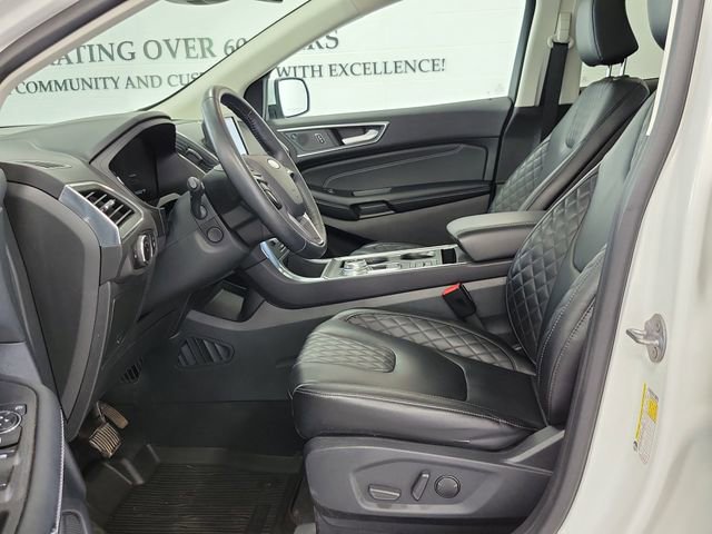Certified 2024 Ford Edge Titanium w/ Equipment Group 301A AWD/4WD image 8