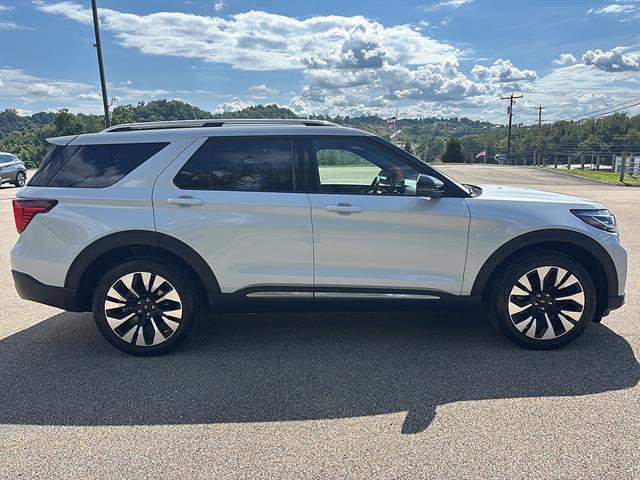 Certified 2026 Ford Explorer Platinum w/ LUX Leather Package AWD/4WD image 5