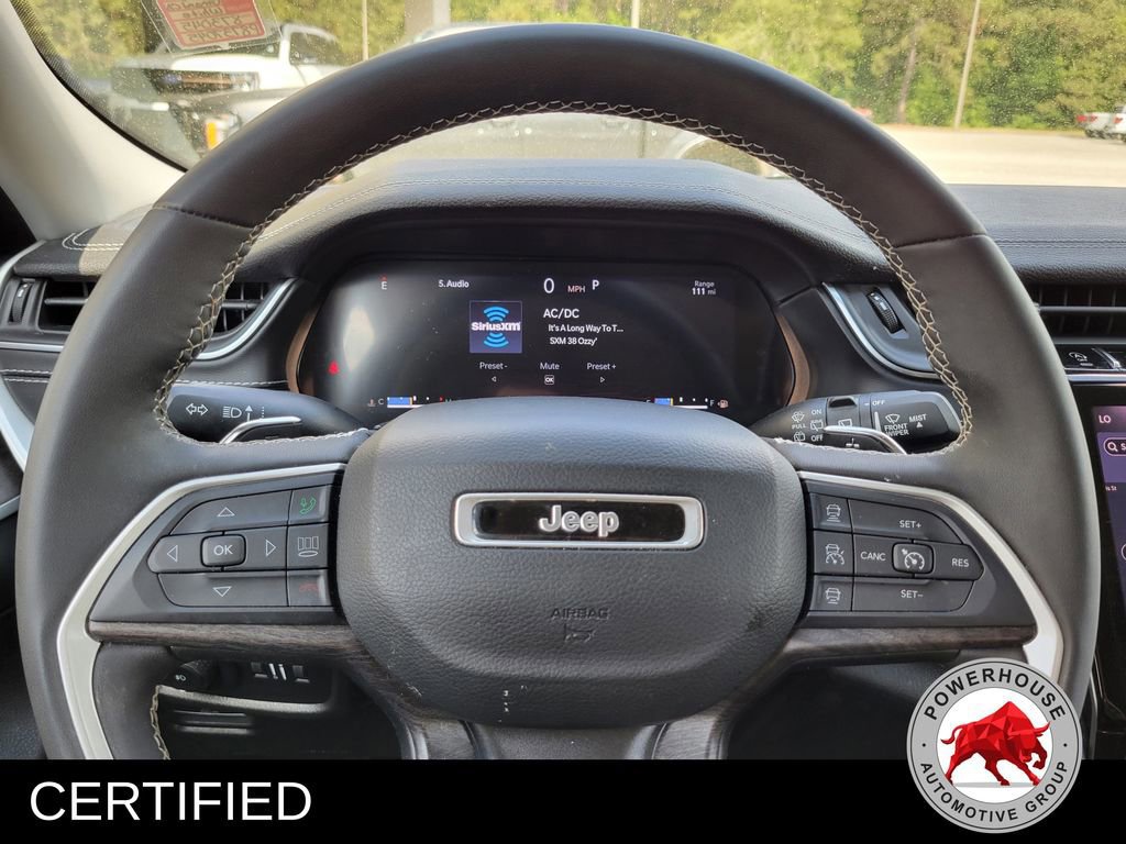 Used 2023 Jeep Grand Cherokee L Limited AWD/4WD image 35