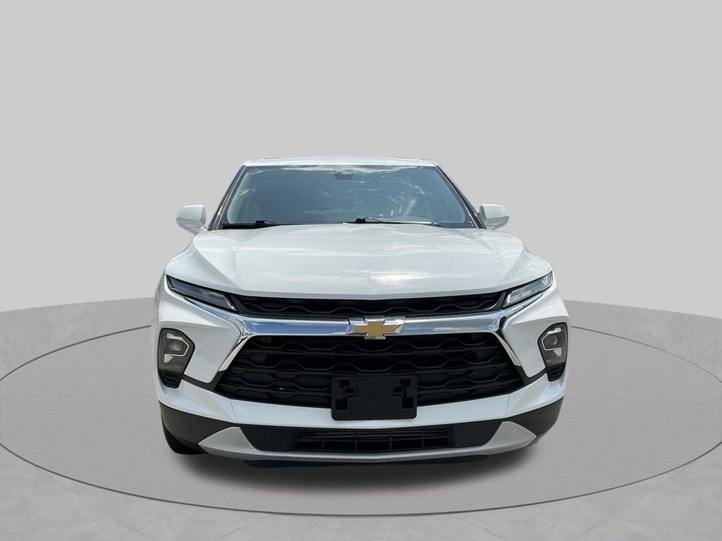 Used 2025 Chevrolet Blazer LT FWD image 10