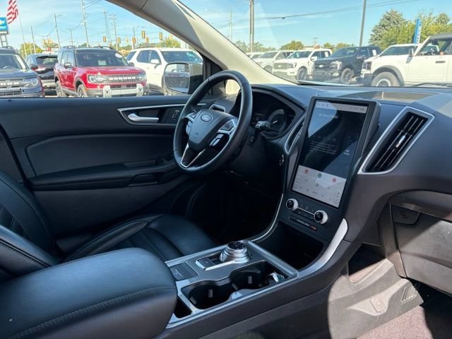 Certified 2024 Ford Edge SEL w/ Convenience Package AWD/4WD image 13
