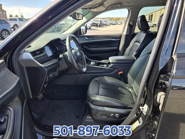 Used 2022 Jeep Grand Cherokee Limited RWD image 10