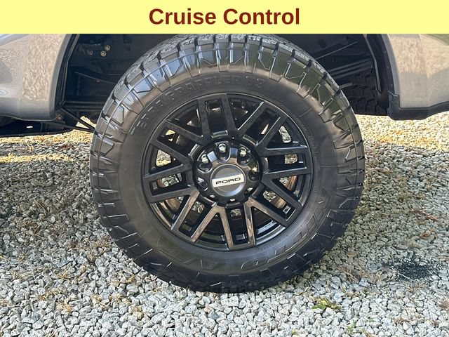Certified 2022 Ford F350 XLT w/ Black Appearance Package AWD/4WD image 10