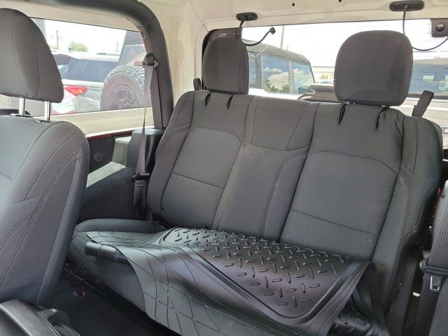 Used 2021 Jeep Wrangler Sport AWD/4WD image 16