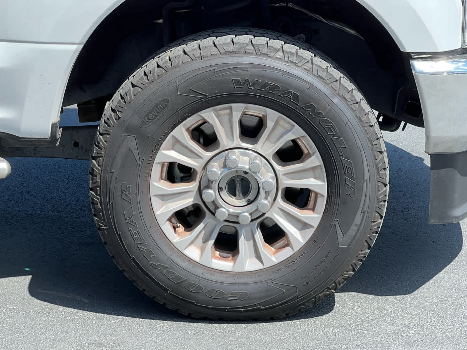 Certified 2022 Ford F350 XLT AWD/4WD image 16