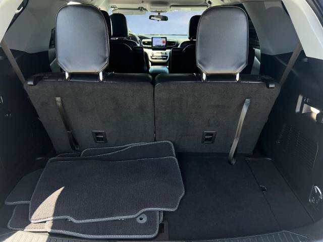 Certified 2023 Ford Explorer XLT w/ Equipment Group 202A RWD image 19