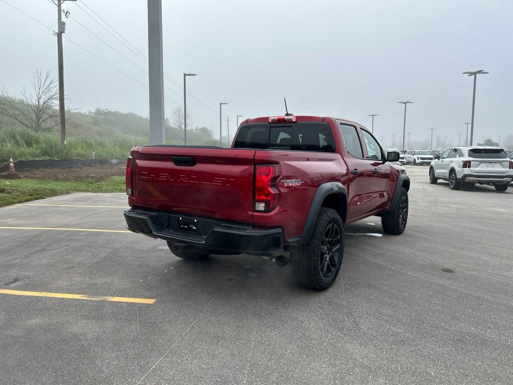 Used 2023 Chevrolet Colorado Trail Boss w/ Technology Package AWD/4WD image 7