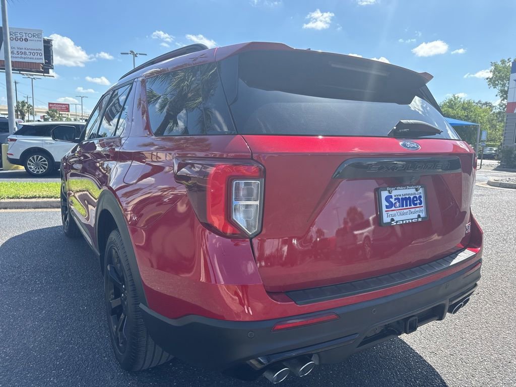 Certified 2023 Ford Explorer ST w/ Equipment Group 401A AWD/4WD image 3