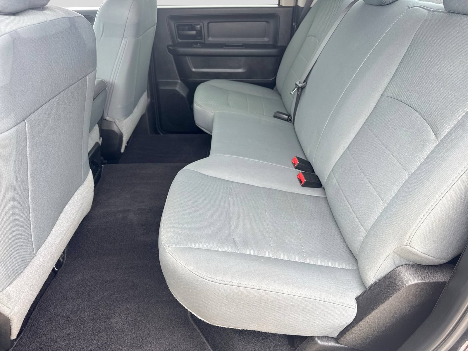 Used 2018 RAM 2500 Tradesman w/ Chrome Appearance Group AWD/4WD image 24