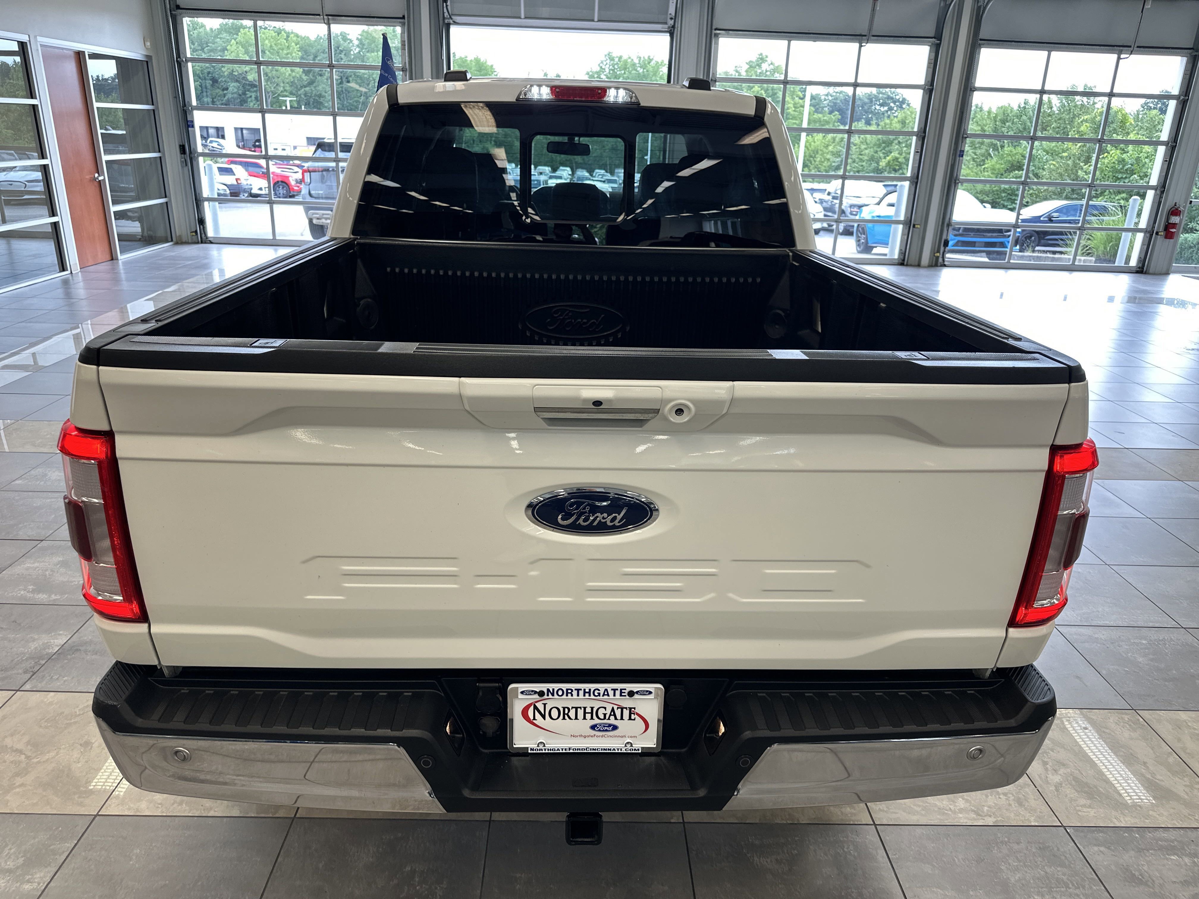 Certified 2022 Ford F150 Lariat w/ Equipment Group 502A High image 4