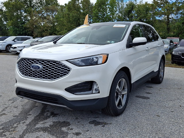 Certified 2023 Ford Edge SEL w/ Convenience Package AWD/4WD image 5