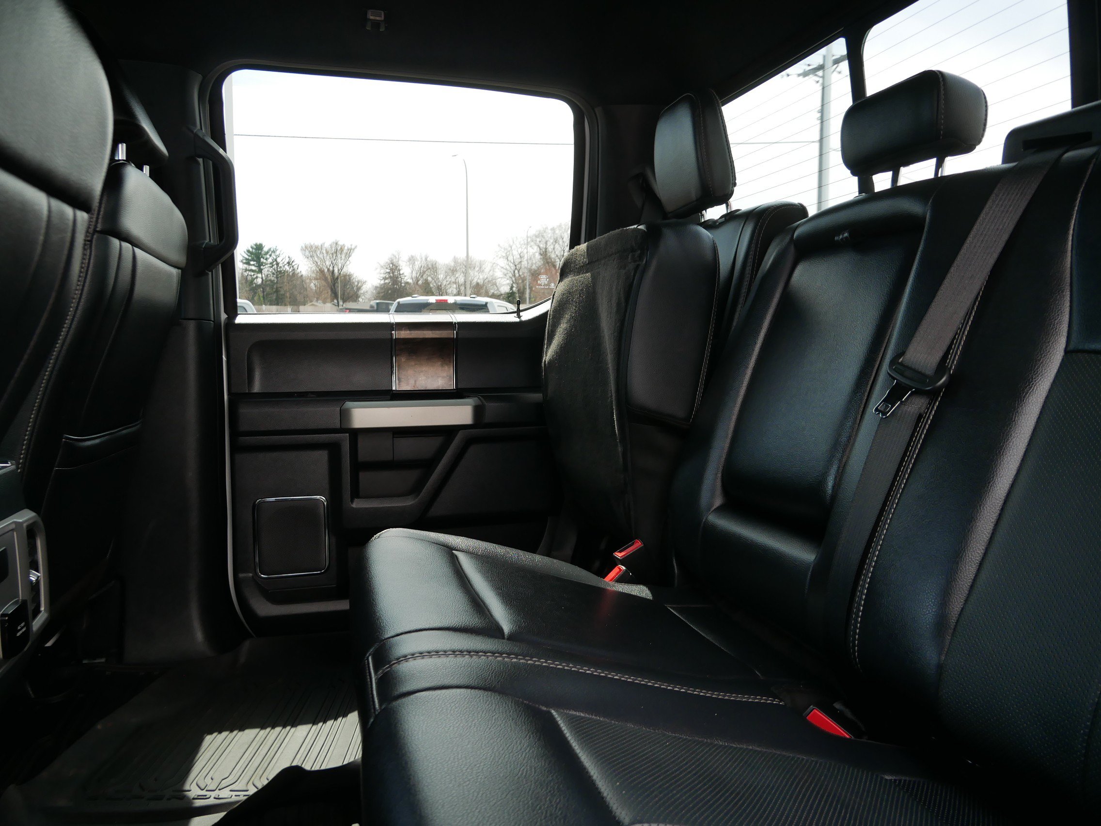 Certified 2022 Ford F350 Lariat w/ Chrome Package AWD/4WD image 7