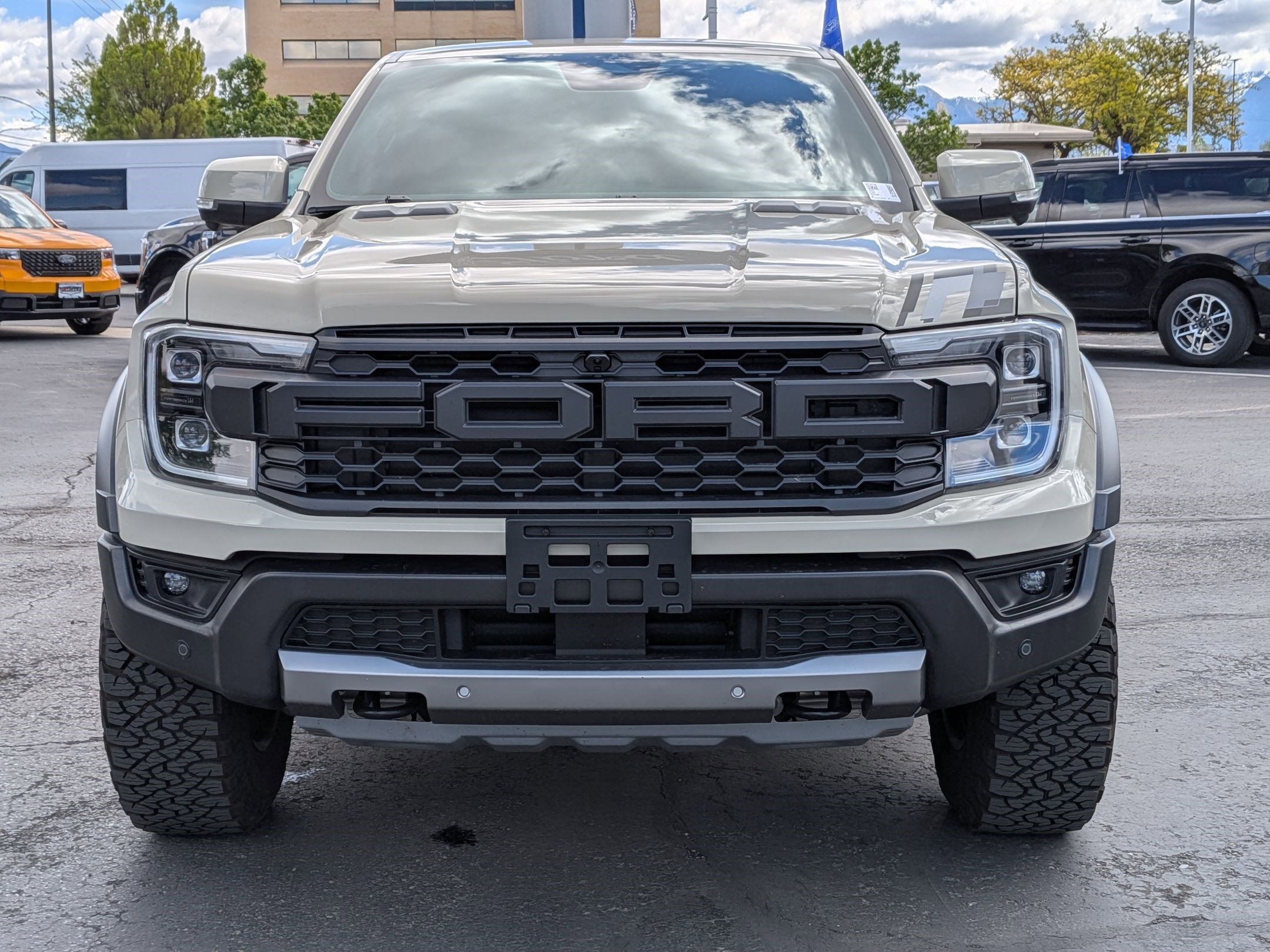 Certified 2025 Ford Ranger Raptor AWD/4WD image 13