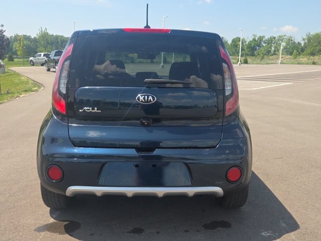 Used 2017 Kia Soul + w/ Audio Package FWD image 9