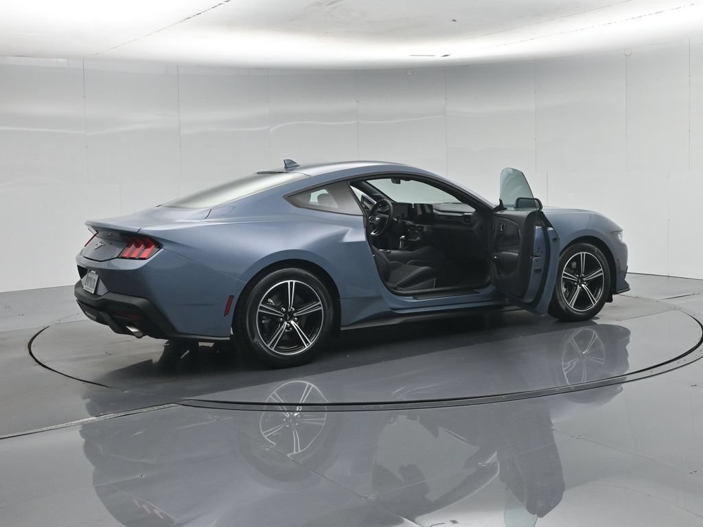 Certified 2024 Ford Mustang Coupe RWD image 6