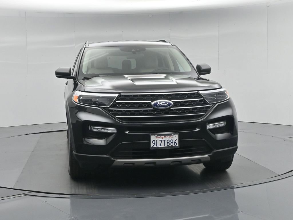 Certified 2024 Ford Explorer XLT w/ Equipment Group 202A RWD image 59
