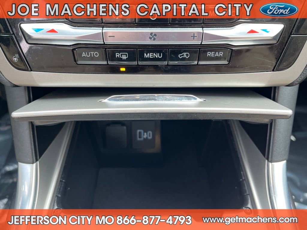 Certified 2022 Ford Explorer XLT w/ Equipment Group 202A image 17