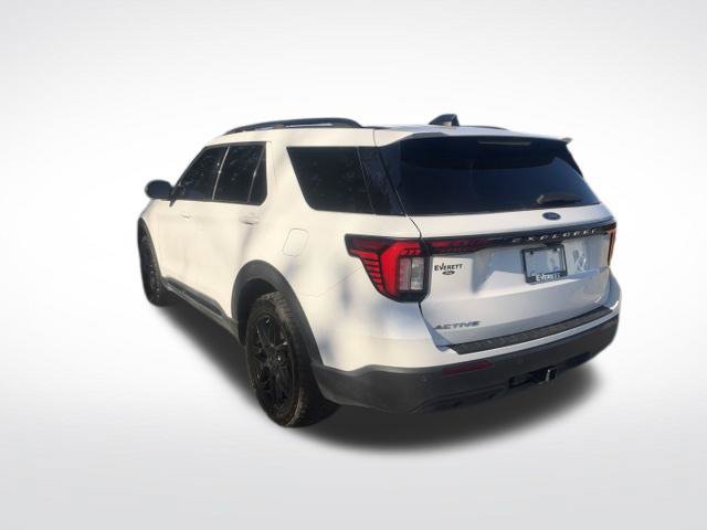 Certified 2026 Ford Explorer Active RWD image 7