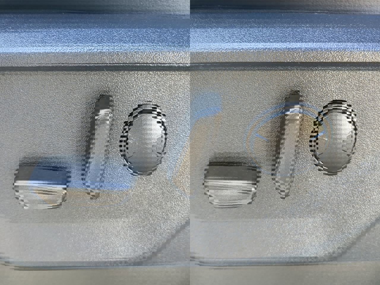 Certified 2023 Ford F150 Tremor w/ Equipment Group 402A High image 30