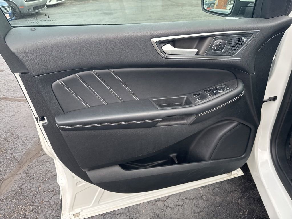 Certified 2024 Ford Edge ST w/ Equipment Group 401A image 18