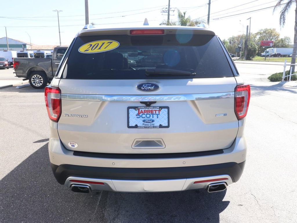 Certified 2017 Ford Explorer Platinum image 13