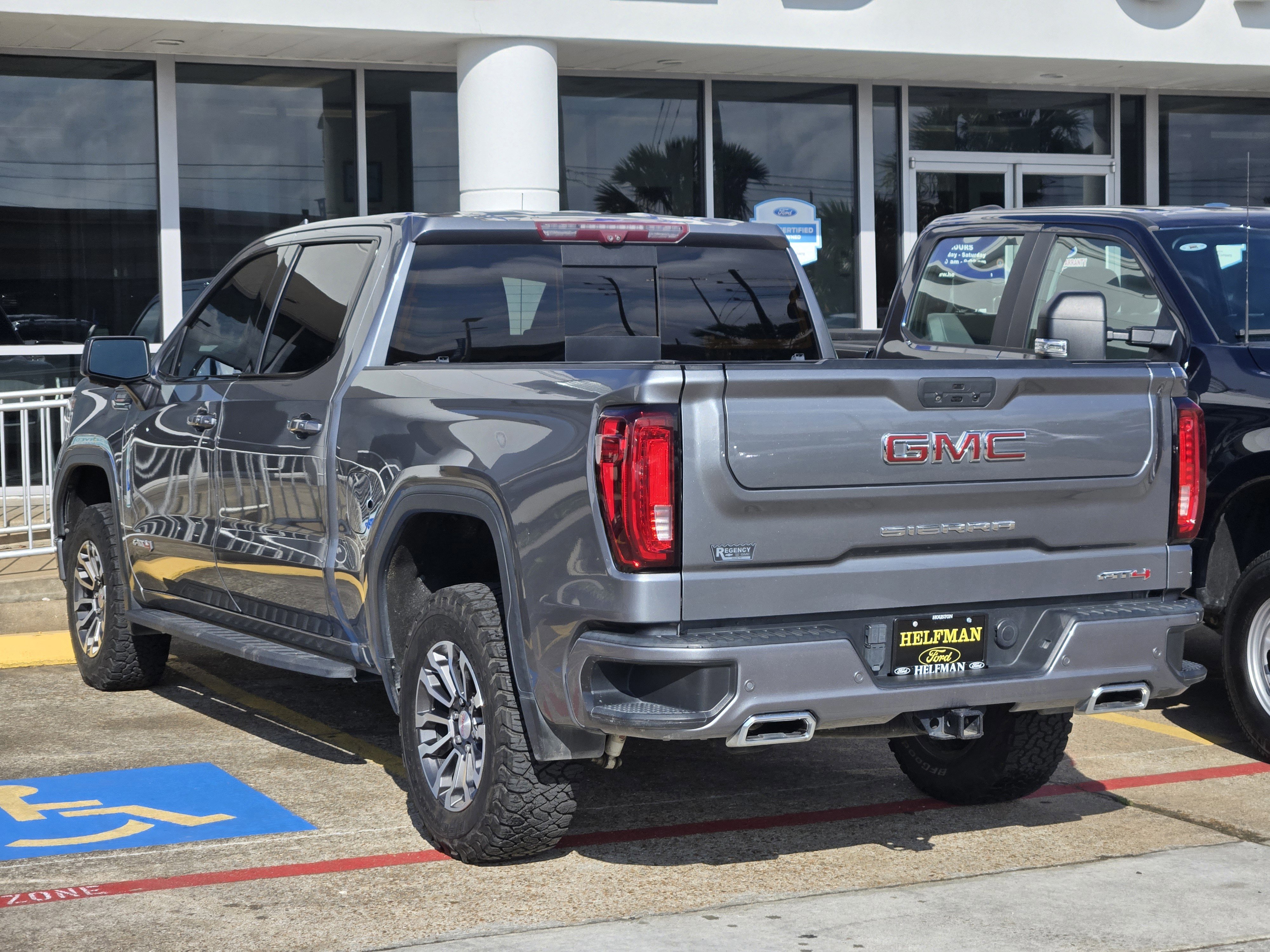 Used 2021 GMC Sierra 1500 AT4 w/ AT4 Premium Package image 2
