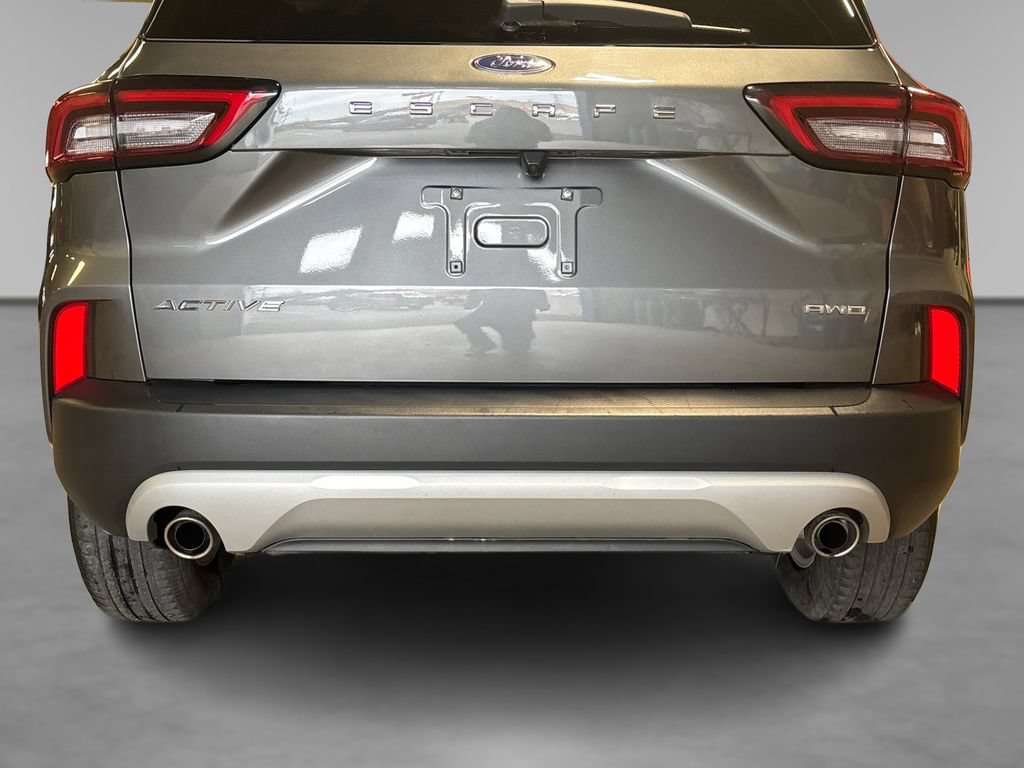 Certified 2025 Ford Escape Active AWD/4WD image 12