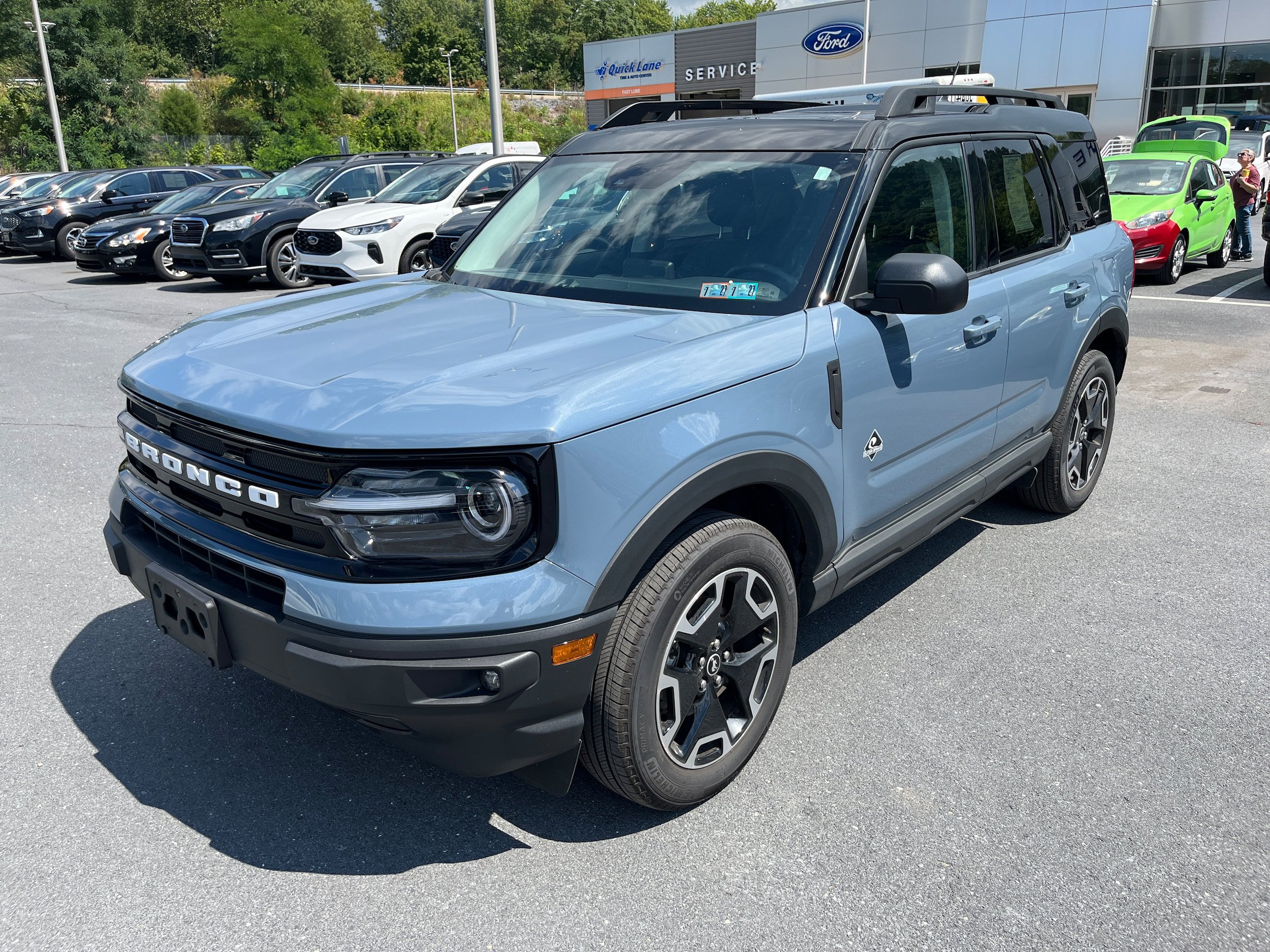 Certified 2024 Ford Bronco Sport Outer Banks w/ Tech Package AWD/4WD image 25