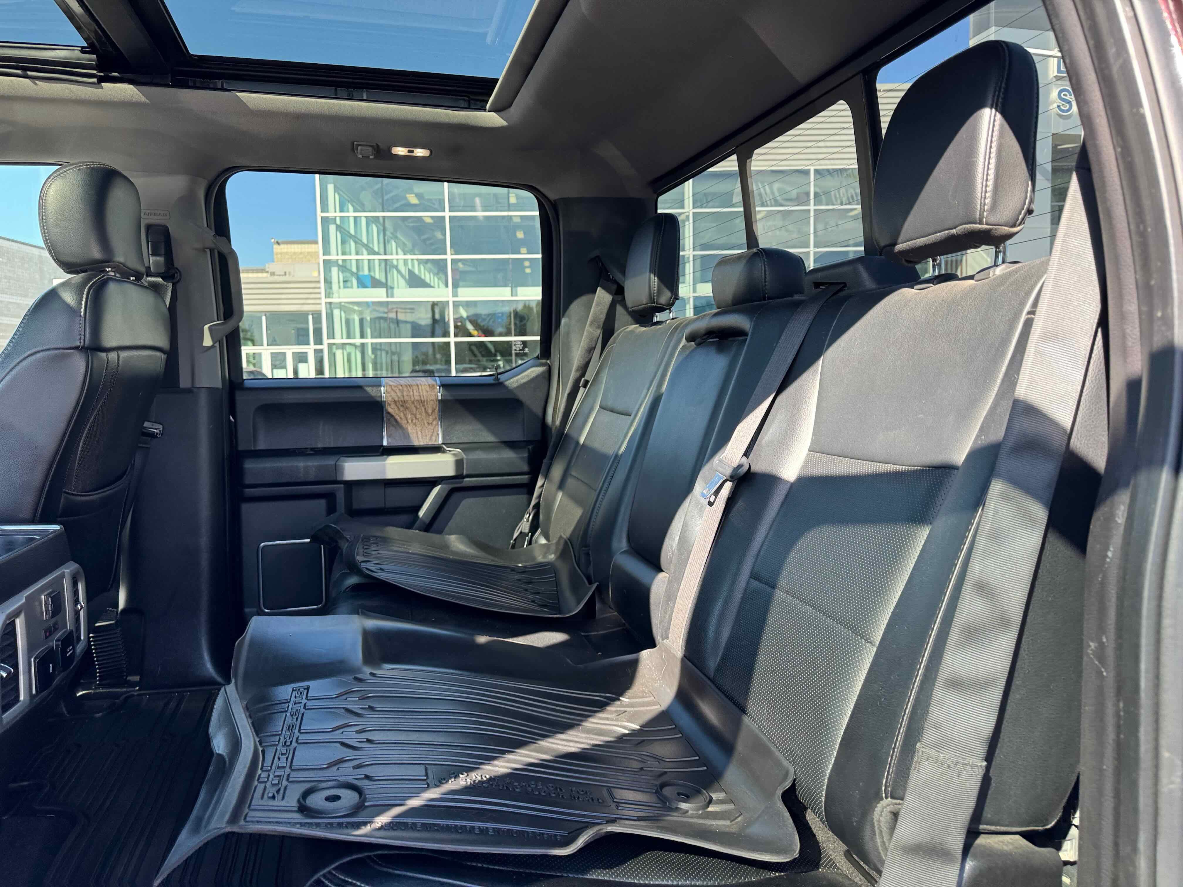 Certified 2019 Ford F350 Lariat image 29