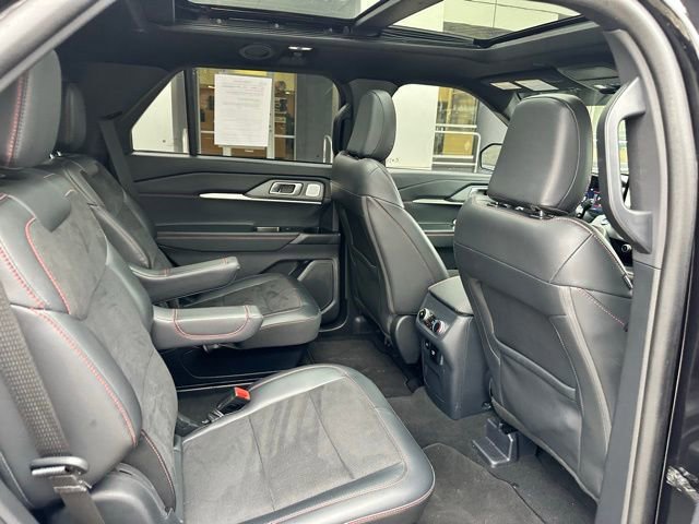 Certified 2025 Ford Explorer ST w/ Sun And Sound Package image 63