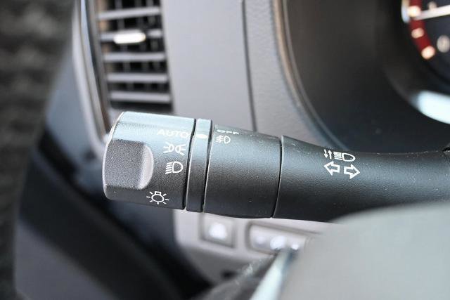 Used 2022 Nissan Frontier PRO-4X image 34