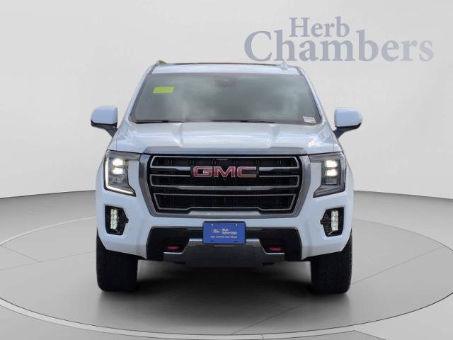 Used 2023 GMC Yukon AT4 w/ AT4 Premium Package AWD/4WD image 2
