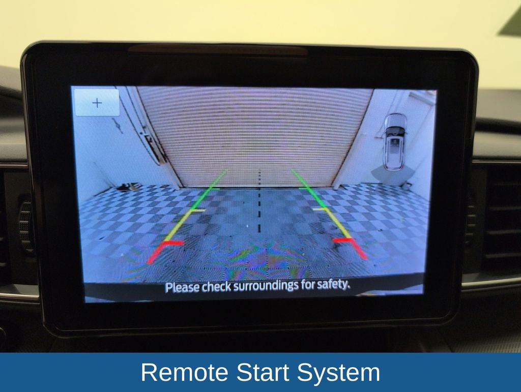 Certified 2022 Ford Explorer XLT w/ Equipment Group 202A image 28