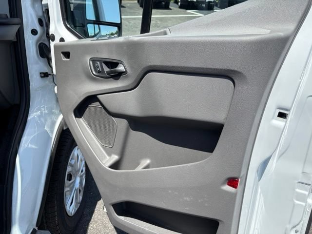 Certified 2025 Ford Transit 250 Low Roof w/ Exterior Upgrade Package RWD image 29