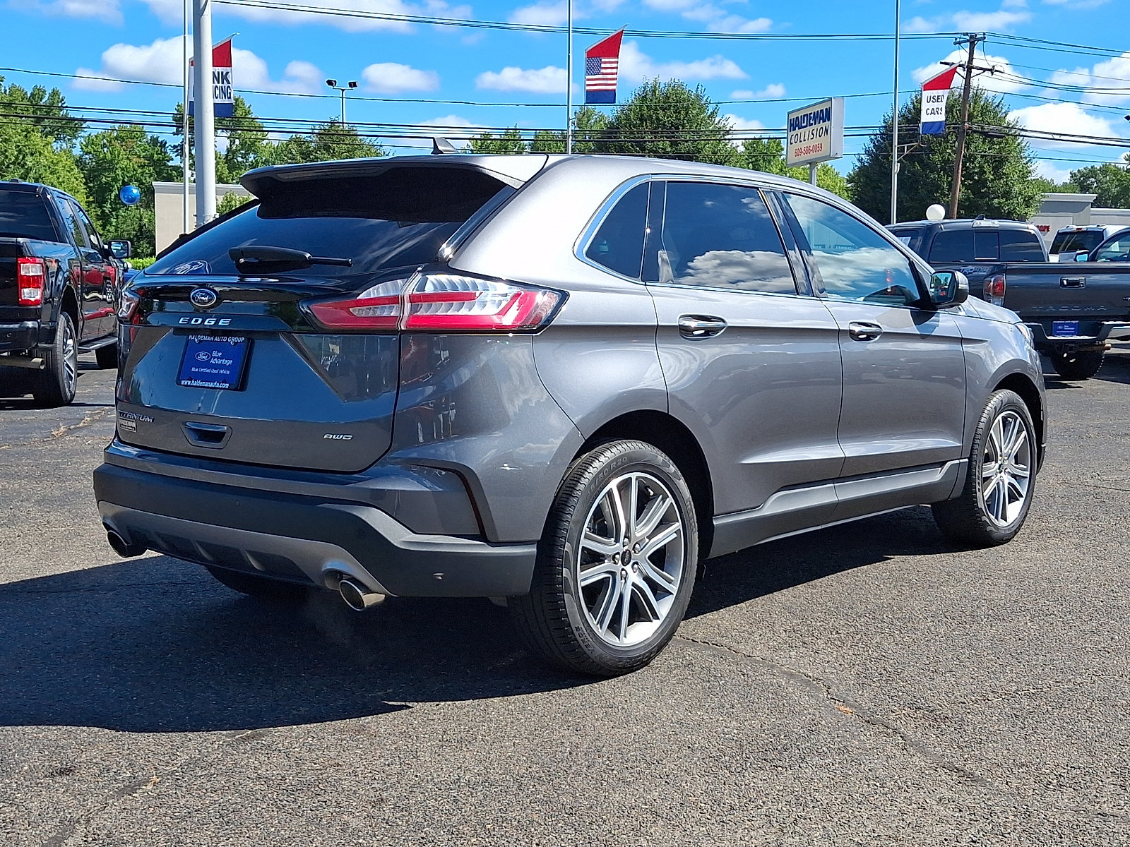 Certified 2023 Ford Edge Titanium AWD/4WD image 7