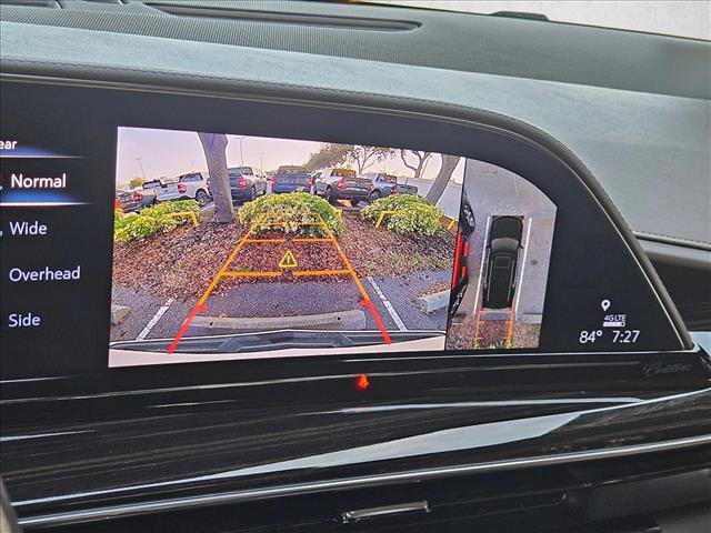 Used 2022 Cadillac Escalade Premium Luxury RWD image 14