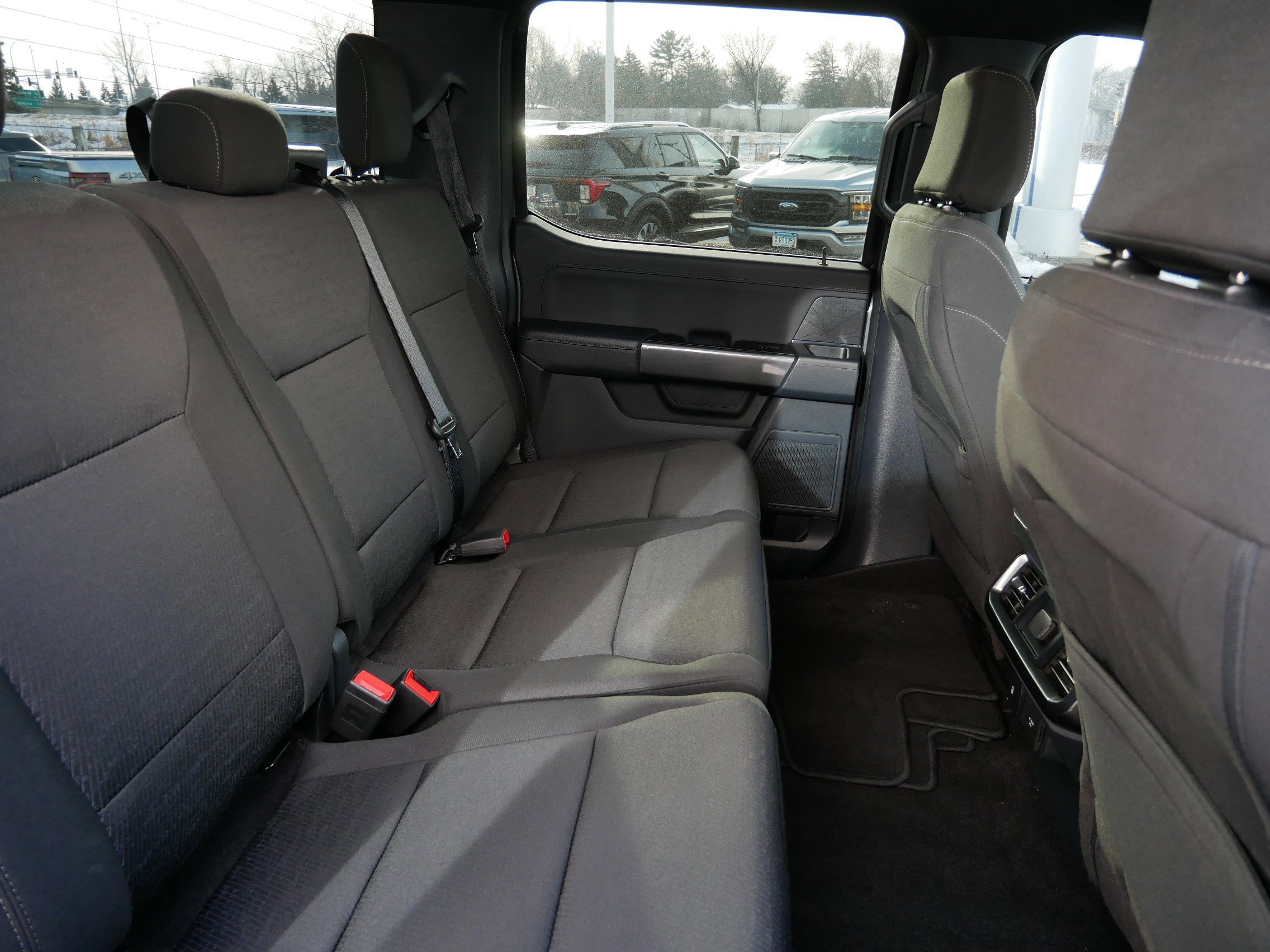 Certified 2022 Ford F150 XLT w/ Equipment Group 302A High image 27