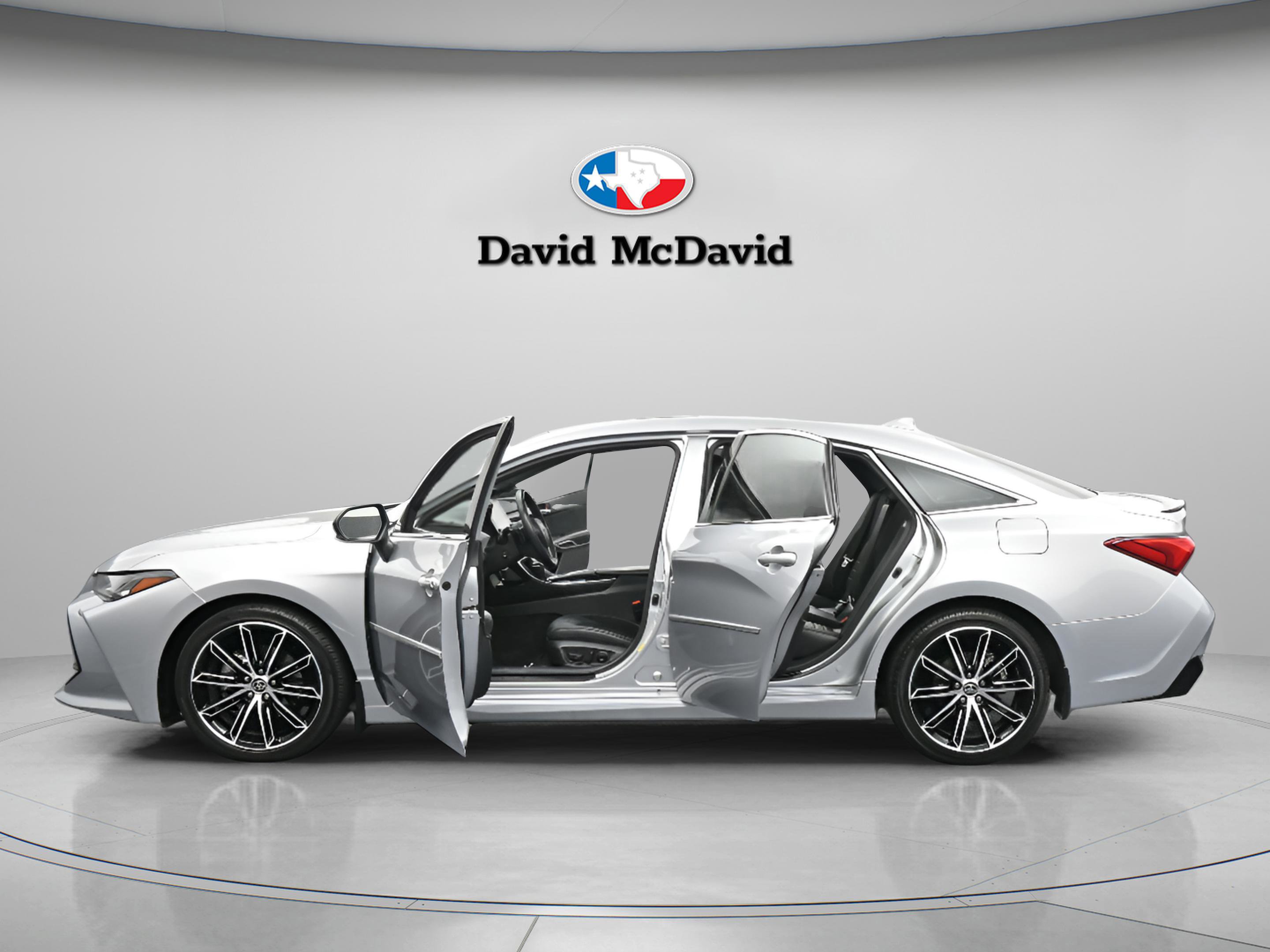 Used 2022 Toyota Avalon Touring image 26