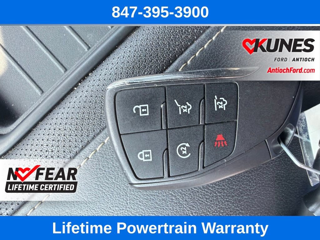 Used 2024 Chevrolet Suburban Premier AWD/4WD image 14