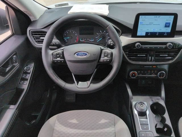 Certified 2022 Ford Escape SE w/ Cold Weather Package AWD/4WD image 18