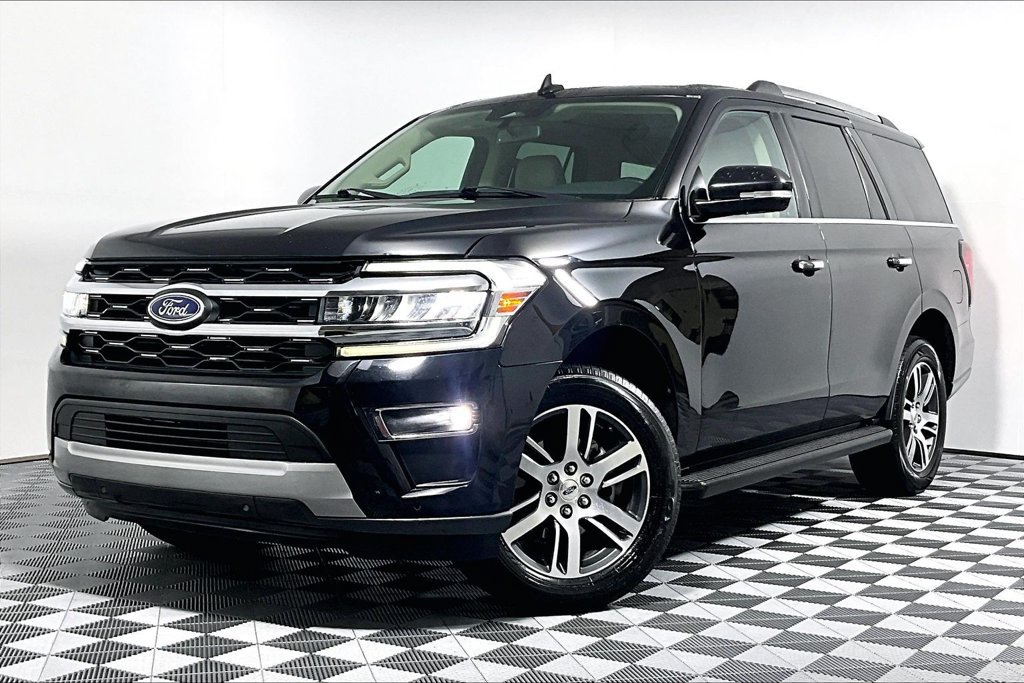 Certified 2024 Ford Expedition Limited RWD image 2