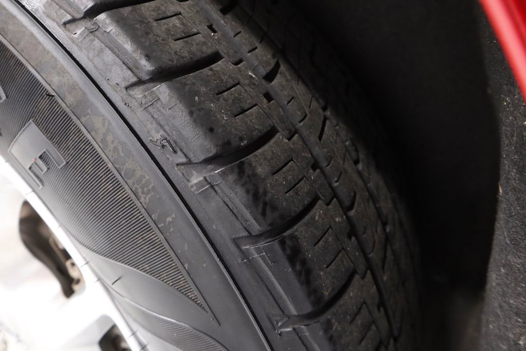 Used 2023 Chrysler Pacifica Touring-L image 20