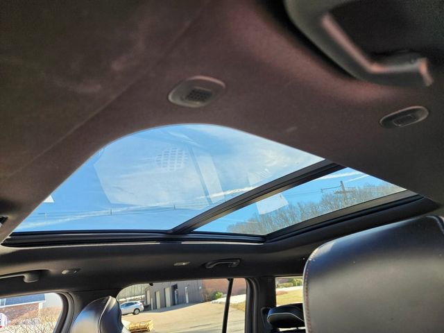 Used 2023 Jeep Grand Cherokee L Summit w/ Advanced Protech Group IV image 21