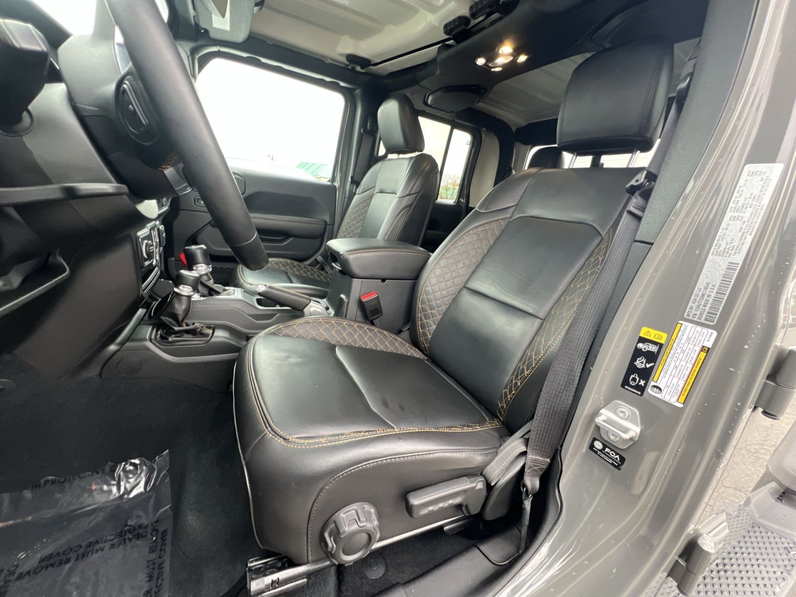 Used 2022 Jeep Gladiator Overland image 13