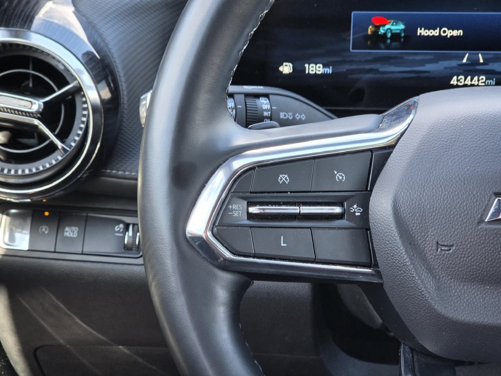 Used 2025 Chevrolet Equinox LT w/ Convenience Package II FWD image 26