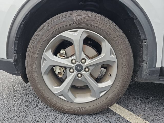 Certified 2025 Ford Escape ST-Line Select AWD/4WD image 35